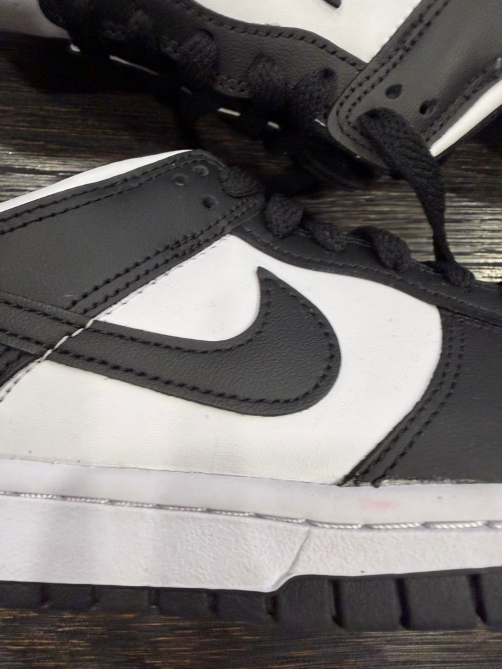 Men's Nike Dunk Low Retro "Panda" White/Black-White size 5.5Y - Picture 3 of 10